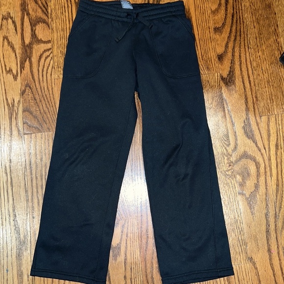 Girls Umbro and C9 bundle of leggings and fleece bottoms size 6/6x NWOT - Picture 2 of 11